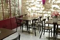 플러그 인 몽마르트르 바이 힙합호스텔스