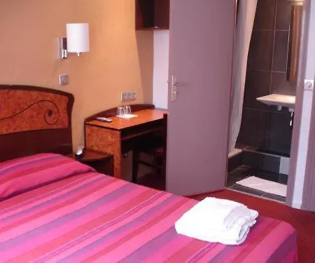 Hostel Plug Montmartre By Hiphophostels Paris