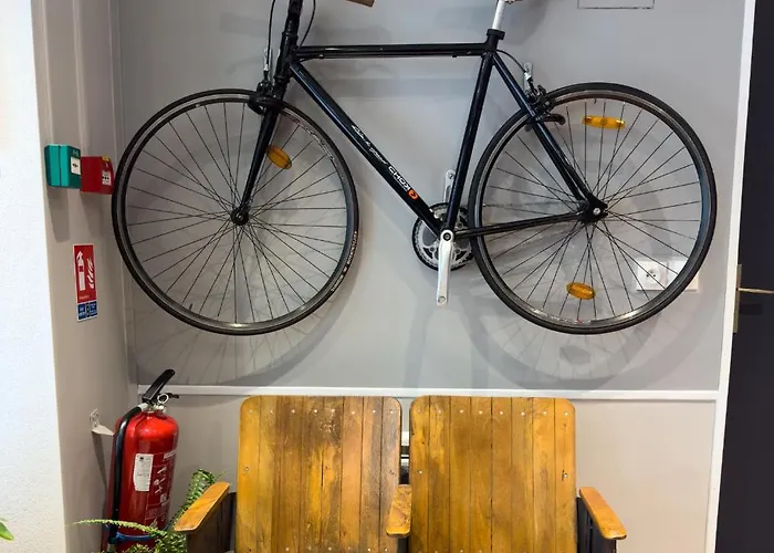 Plug Montmartre By Hiphophostels * Paris