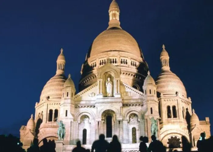 Plug Montmartre By Hiphophostels *