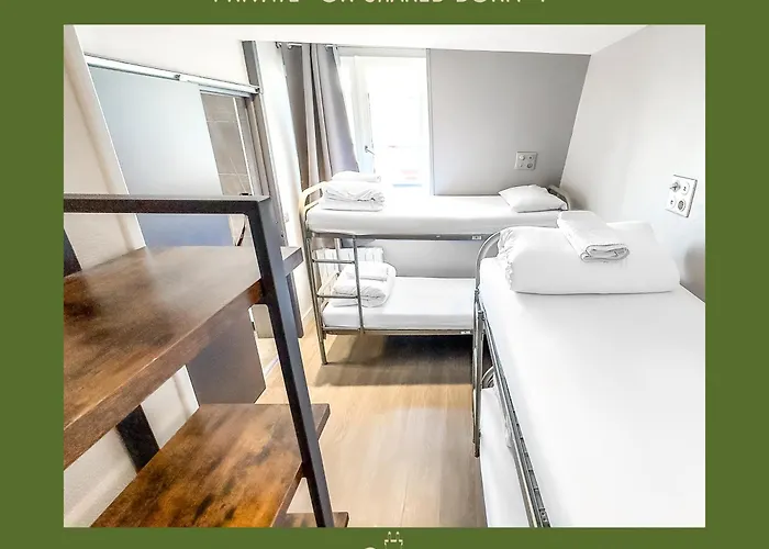 Plug Montmartre By Hiphophostels Hostel