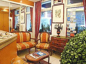 Plug Montmartre By Hiphophostels *