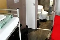 Plug Montmartre By Hiphophostels *