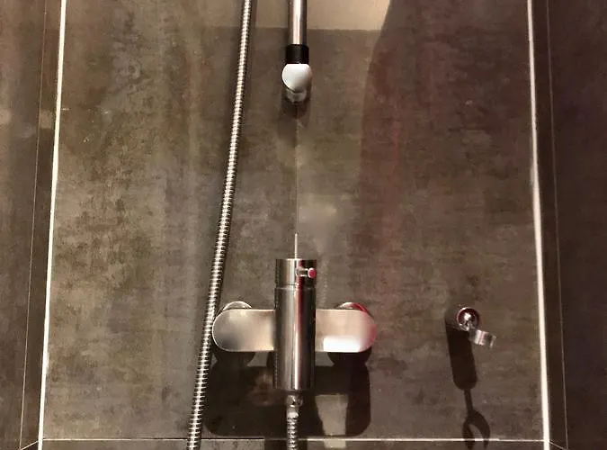 Plug Montmartre By Hiphophostels Paris